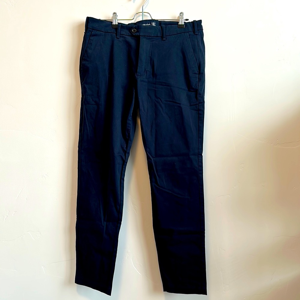 A&F mens dress pants / chinos